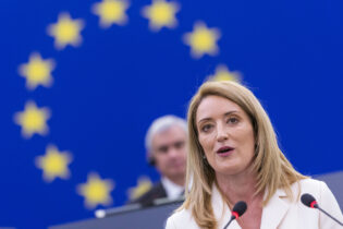 Photo of روبرتا ميتسولا رئيسة للبرلمان الأوروبي