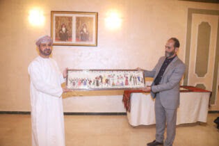 Photo of السفير العماني يؤكد عمق العلاقات بين البلدين