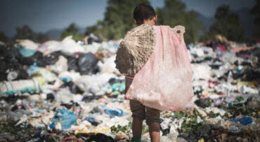 Photo of الأمم المتحدة: أكثر من 70 مليون شخص باتوا تحت خط الفقر في 3 أشهر