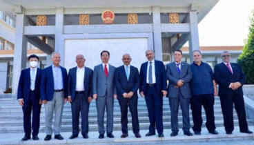 Photo of تجارة عمان تبحث مع السفير الصيني قضايا تهم القطاع التجاري
