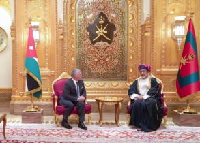 Photo of الملك وسلطان عُمان يعقدان لقاء ثنائيا في مسقط