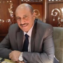 Photo of الذنيبات رئيسًا للقانونية النيابية والوخيان مقرراً