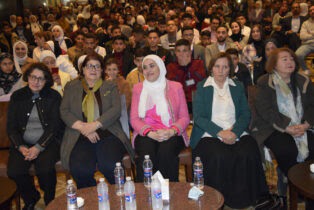 Photo of افتتاح فعاليات المؤتمر العام لبرلمان الطفل الأردني