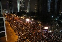 Photo of عشرات الآلاف يتظاهرون ضد حكومة نتنياهو